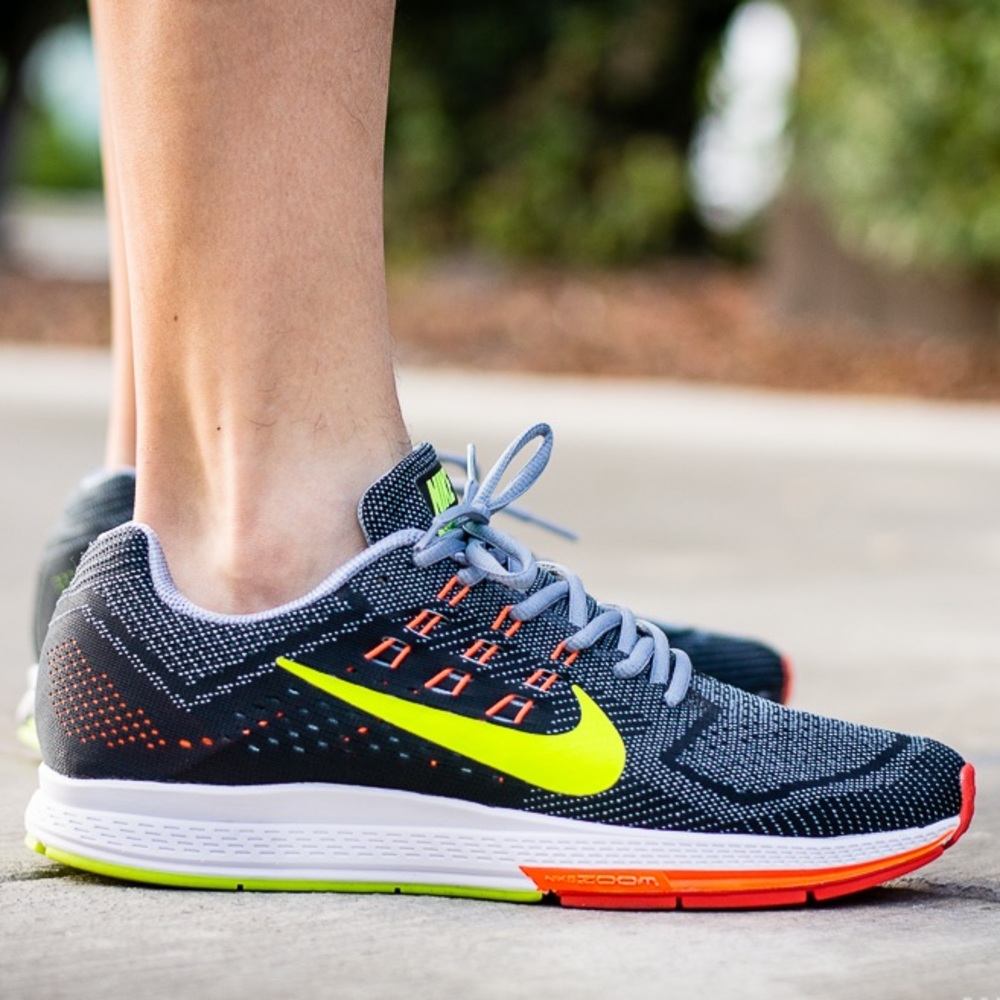 NIKE AIR ZOOM STRUCTURE 18 'MAGNET GREY VOLT'